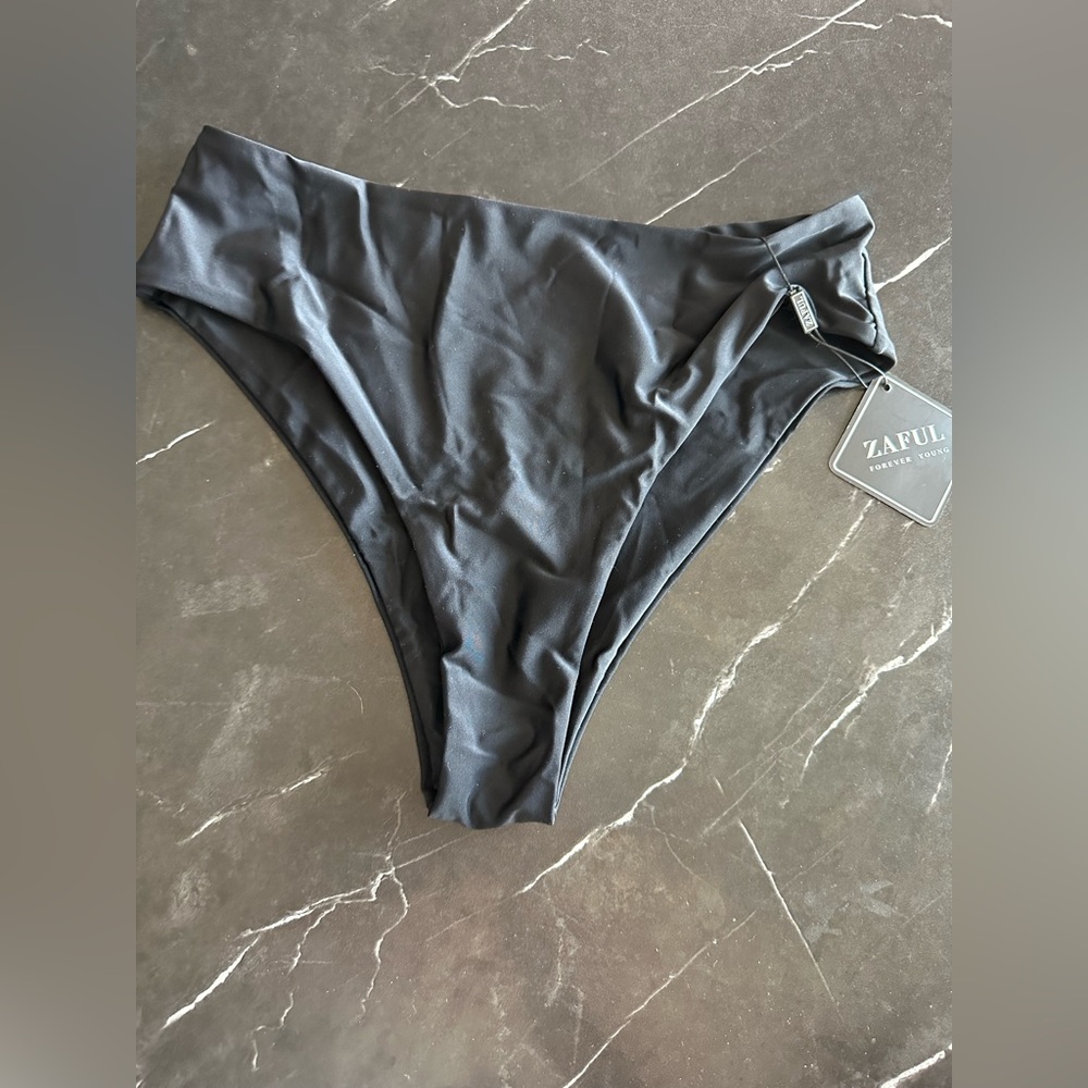 Women’s bikini bottom